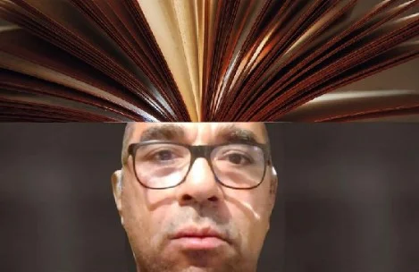 Fotobox Einsatz für 3Sat Kunstbild vom Fotobox Wierbaden Mit einem technischen Effekt werden auf dem Bild die Haare durch BUchseiten ersetzt.